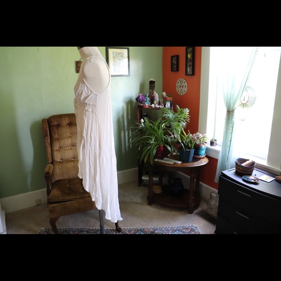 Ivory Cover up great for bikini weather urban - Picture 4 of 6